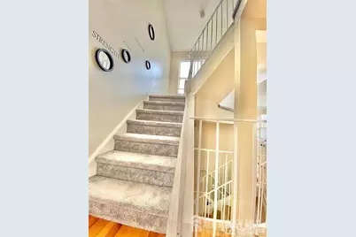 790 Harbortown Boulevard, Perth Amboy, NJ 08861 - Photo 11