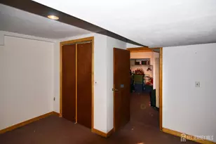 27 Henley St, Woodbridge Township, NJ 07095 - Photo 39
