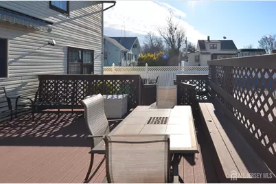 27 Henley Street, Woodbridge Township, NJ 07095 - Photo 31