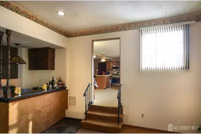 27 Henley Street, Woodbridge Township, NJ 07095 - Photo 11