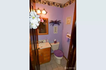 27 Henley Street, Woodbridge Township, NJ 07095 - Photo 7