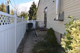 27 Henley St, Woodbridge Township, NJ 07095 - Photo 37