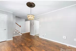 3 Tiger Lilly Ct, Sayreville, NJ 08872 - Photo 7