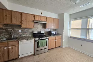 1904 Raspberry Ct, Edison, NJ 08817 - Photo 5