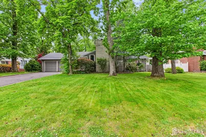 4 Taylor Drive, New Brunswick, NJ 08901 - Photo 1