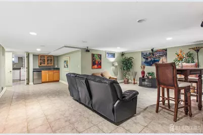 4 Taylor Drive, New Brunswick, NJ 08901 - Photo 19