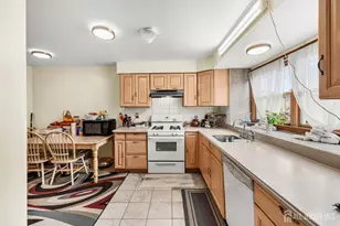 1005 Robin Rd, Hillsborough Township, NJ 08844 - Photo 11
