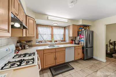 1005 Robin Road, Hillsborough Township, NJ 08844 - Photo 9