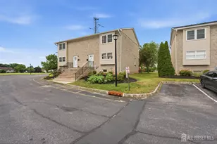 1005 Robin Rd, Hillsborough Township, NJ 08844 - Photo 37