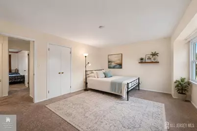 1005 Robin Road, Hillsborough Township, NJ 08844 - Photo 15
