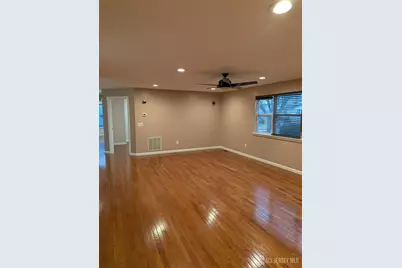 316 Ventnor Court, Piscataway Township, NJ 08854 - Photo 13
