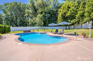 4 Dorene Ct, Monroe Township, NJ 08831 - Photo 13