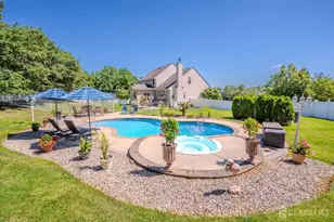 4 Dorene Ct, Monroe Township, NJ 08831 - Photo 15