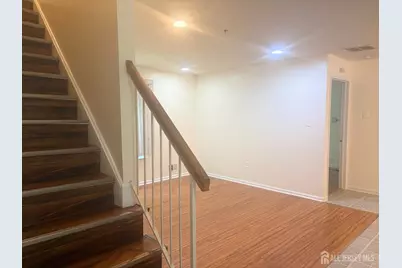 215 Prestwick Way, Edison, NJ 08820 - Photo 5
