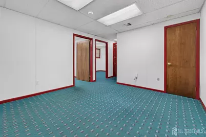 312 S US 206 Highway, Hillsborough Township, NJ 08844 - Photo 25