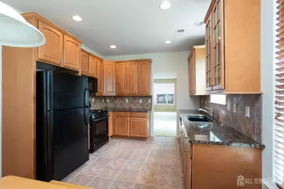 417 Melrose Way, Monroe Township, NJ 08831 - Photo 5