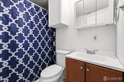 720 Mary Street, Perth Amboy, NJ 08861 - Photo 9