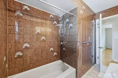 10 N Washington Avenue N, Colonia, NJ 07067 - Photo 11