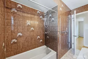 10 N Washington Ave N, Colonia, NJ 07067 - Photo 11