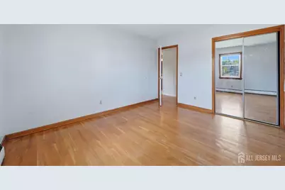 10 N Washington Avenue N, Colonia, NJ 07067 - Photo 13