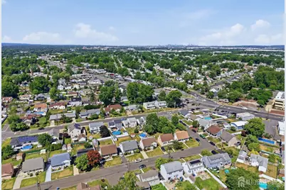 10 N Washington Avenue N, Colonia, NJ 07067 - Photo 45