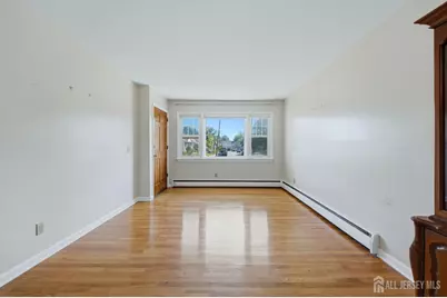 10 N Washington Avenue N, Colonia, NJ 07067 - Photo 5