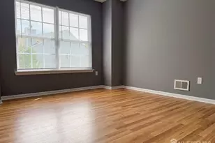 10 Dina Ln, Franklin Township, NJ 08873 - Photo 15