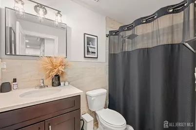 [Address not provided], Perth Amboy, NJ 08861 - Photo 21