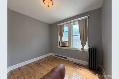 312 N 3rd Avenue, Highland Park, NJ 08904 - Photo 3