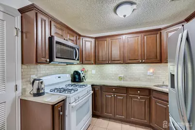 150 Prestwick Way, Edison, NJ 08820 - Photo 11