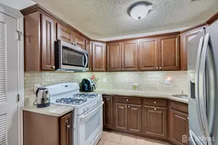 150 Prestwick Way, Edison, NJ 08820 - Photo 11