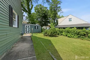 2 Kendall Dr, Sayreville, NJ 08859 - Photo 29