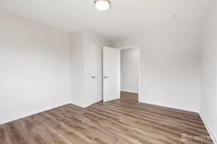 2 Kendall Dr, Sayreville, NJ 08859 - Photo 15
