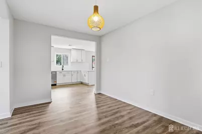 2 Kendall Drive, Sayreville, NJ 08859 - Photo 13