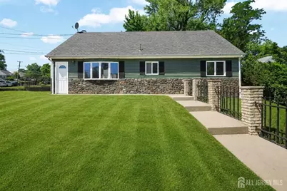 2 Kendall Drive, Sayreville, NJ 08859 - Photo 1