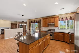 31 Narrows Way, Monroe Township, NJ 08831 - Photo 9