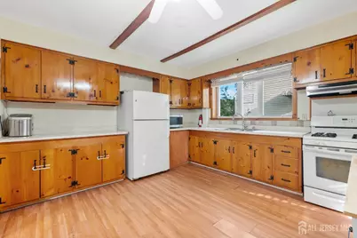 [Address not provided], Middlesex, NJ 08846 - Photo 7