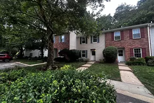 260 Palombi Ct, East Brunswick Township, NJ 08816 - Photo 1