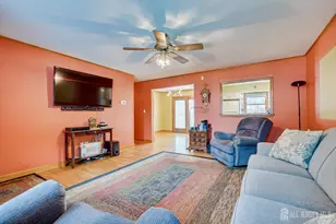 979 Wood Ave, Edison, NJ 08820 - Photo 9