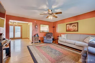 979 Wood Ave, Edison, NJ 08820 - Photo 7