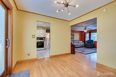 979 Wood Avenue, Edison, NJ 08820 - Photo 11