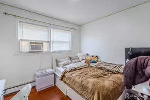 113 S McKinley Ave, Iselin, NJ 08830 - Photo 15