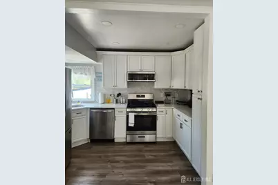 113 S McKinley Avenue #1, Iselin, NJ 08830 - Photo 3