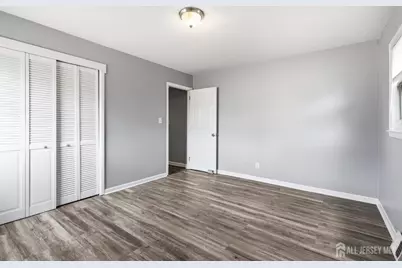 115 N Main Street N, Iselin, NJ 08830 - Photo 13