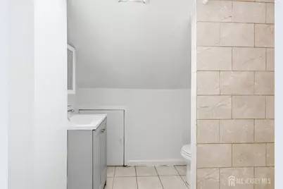 115 N Main Street N, Iselin, NJ 08830 - Photo 23