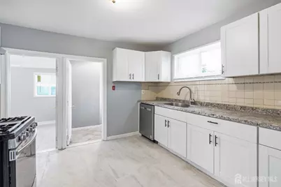 115 N Main Street N, Iselin, NJ 08830 - Photo 9