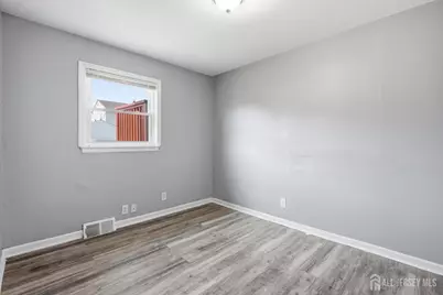 115 N Main Street N, Iselin, NJ 08830 - Photo 15