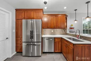 1 Eagle Ct, Monroe Township, NJ 08831 - Photo 11