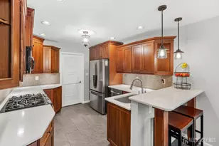 1 Eagle Ct, Monroe Township, NJ 08831 - Photo 9