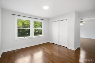 29 Windsor Dr, East Brunswick Township, NJ 08816 - Photo 17